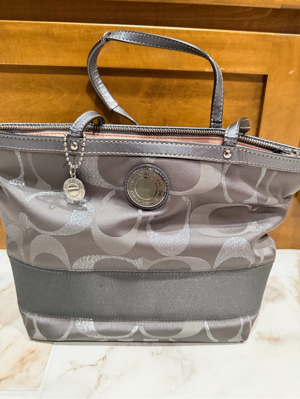 Cute Vintage Shoulder Coach Signature Tote Bag in Metallic Gray w Pink Lining